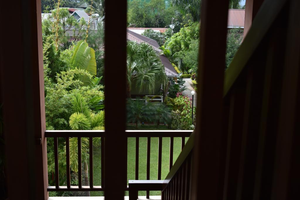 Paradise Hotel Nyaung Shwe Inle Lake Exterior photo